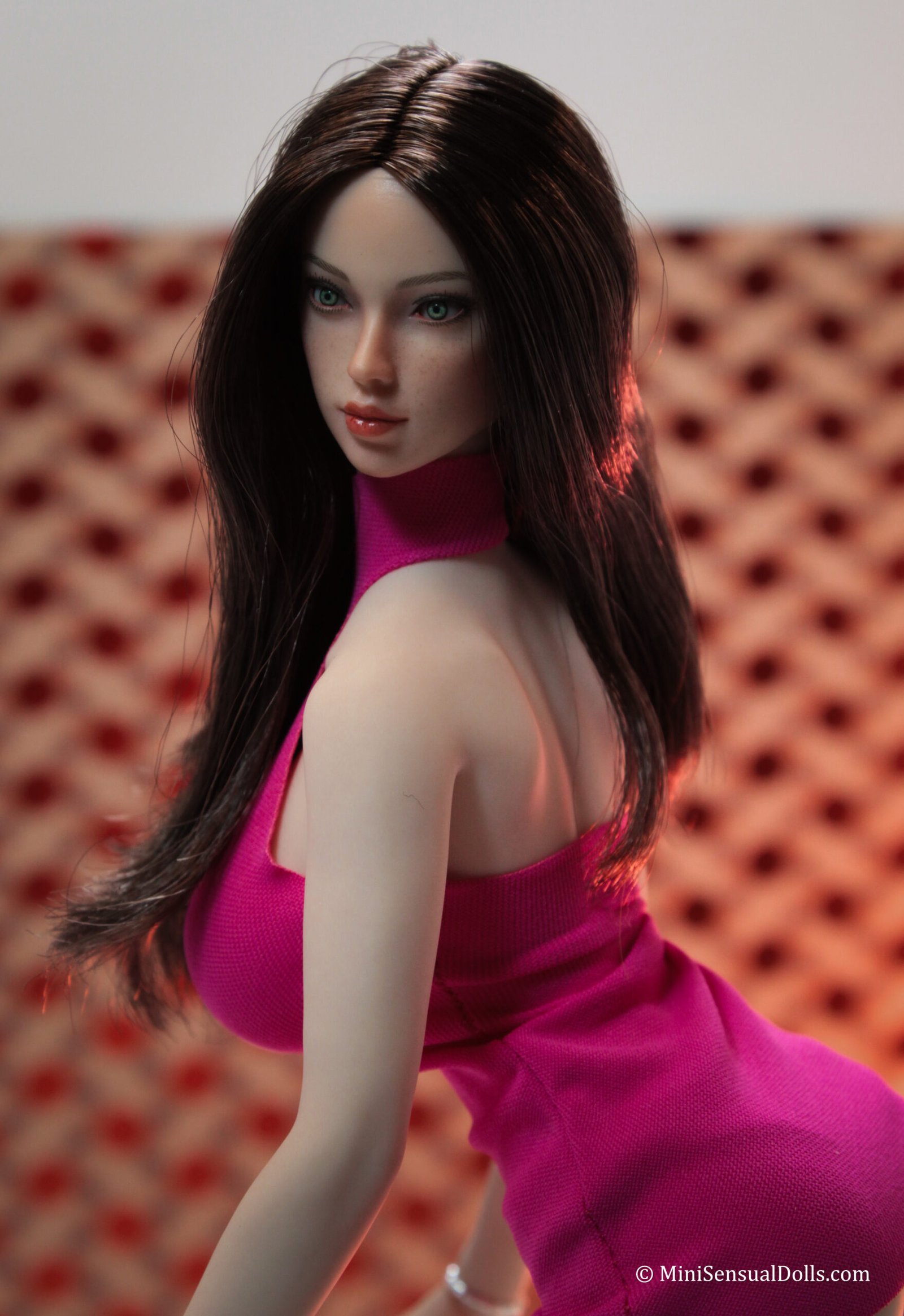 Mila – Don’t Look Away